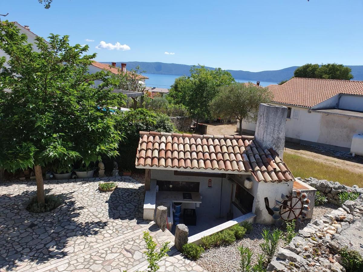 Villa Diny With Pool Pinezići Exterior foto